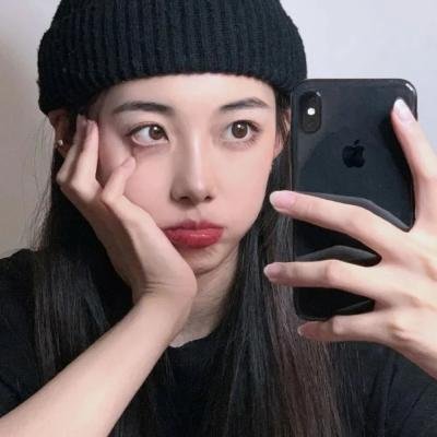 她们的蓝衫时光海报